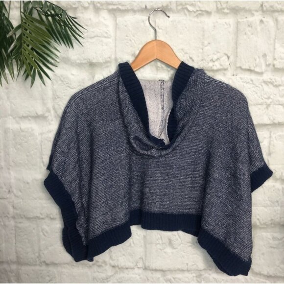 Old Navy Hooded Knit Poncho Sweater Shawl in Blue – Little Wanderer Edition 3T - Picture 3 of 5